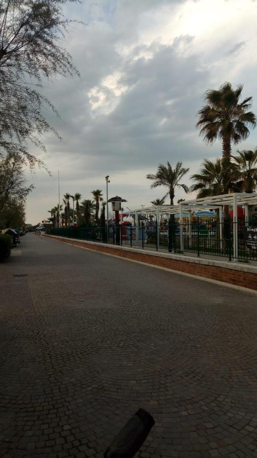 Appartamento Al Mare Lorella Sottomarina Exterior foto